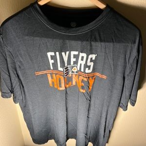 NHL Men’s Flyers Hockey Tee Color Black Size Large 42/44